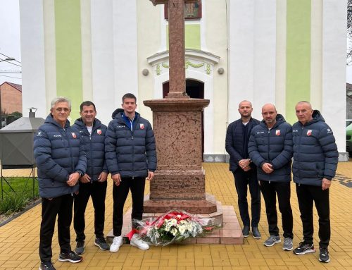 The FK Vojvodina delegation laid a wreath in the Church of the Holy Apostles Peter and Paul